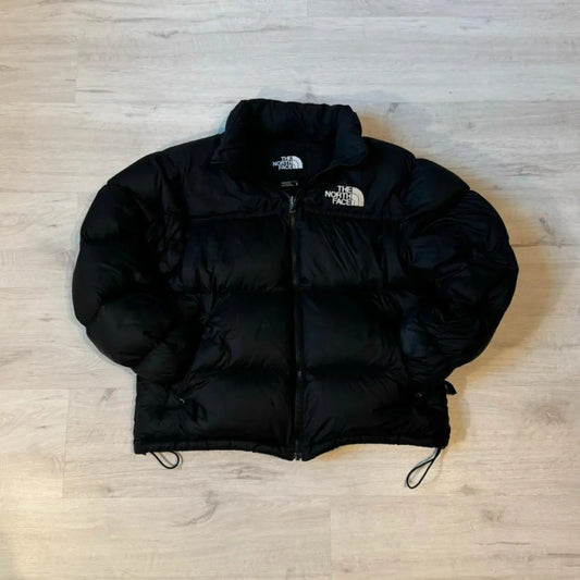 The North Face 700 Men’s Puffer Jacket – Black (Medium) 🏔️